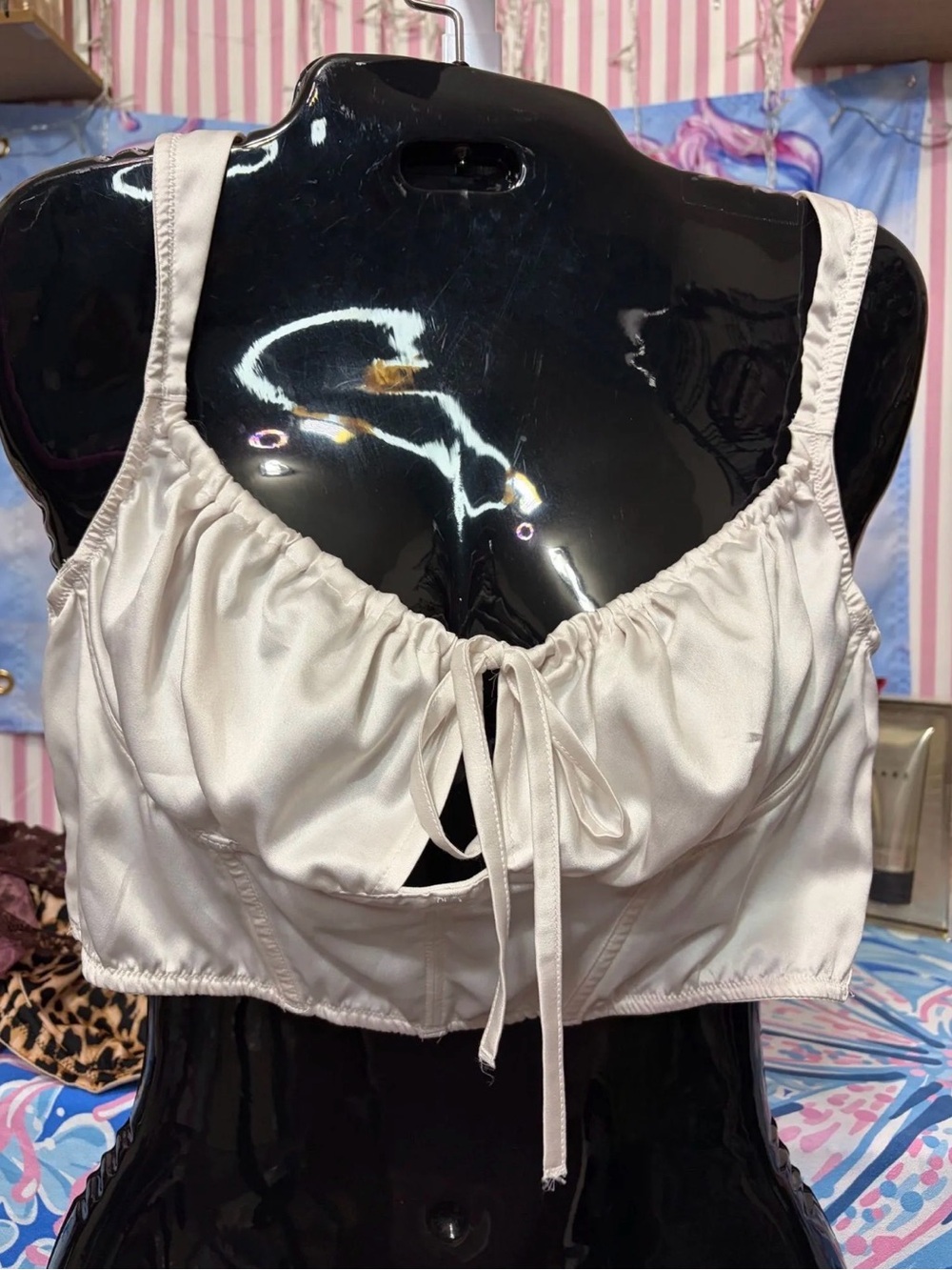 Victoria’s Secret Satin Flowy antique white Bralette L NWT